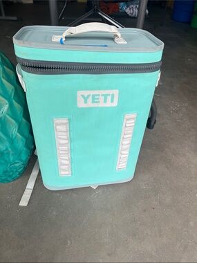 Yeti Soft Cooler Pack in Seafoam Green with White Accents